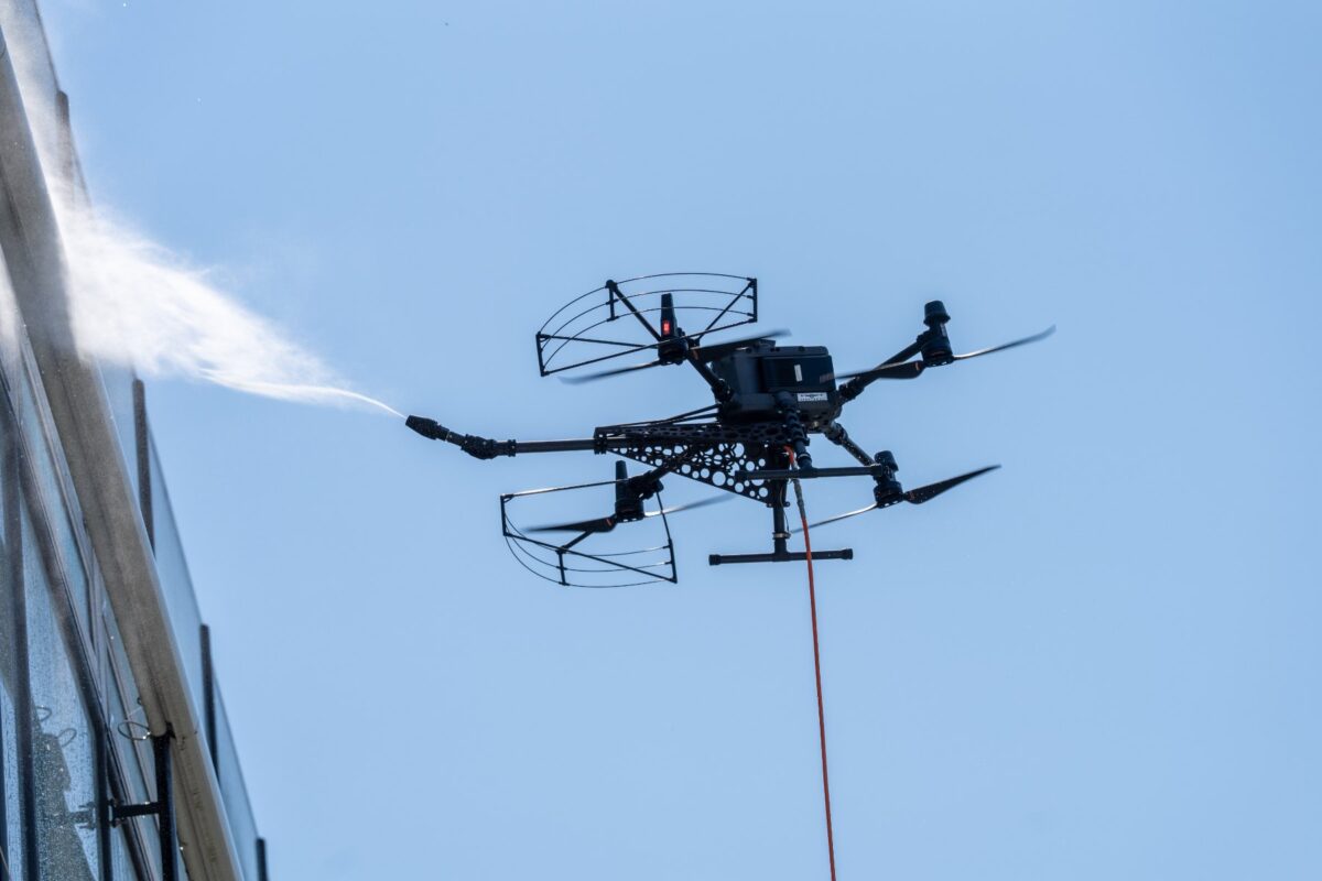 Cleaning Drones / ISS